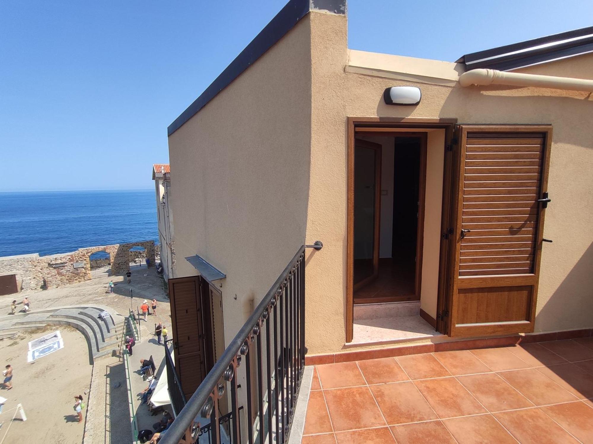Casa Vacanze Tramonto Alla Marina Чефалу Екстер'єр фото